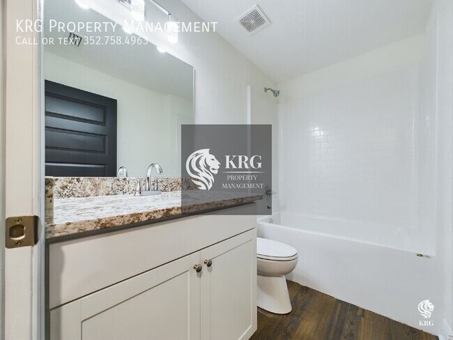 Building Photo - 8352 SE 158th Pl