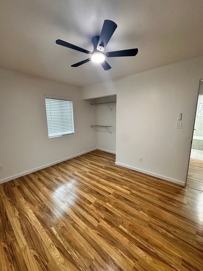 Building Photo - Don't miss out - Single family home close to the beach - LARGE yard, 2 bed 1 bath with bonus studio