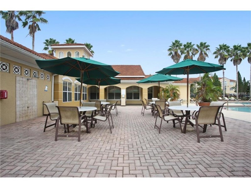 Building Photo - 18001 Richmond Pl Dr