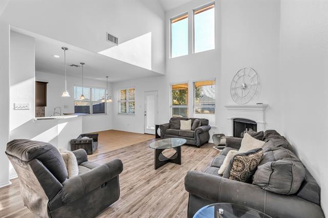 Building Photo - 1711 Twin Hills Way