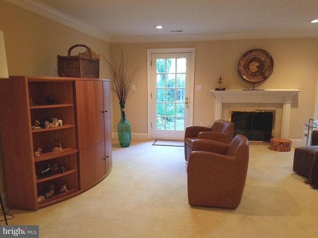 Building Photo - 2003 Mayfair McLean Ct