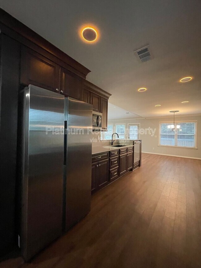 Building Photo - 1745 Berry Ct