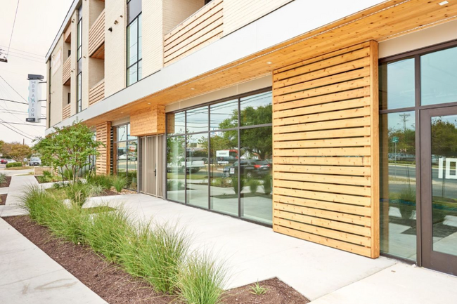 Building Photo - 4811 Woodrow Ave