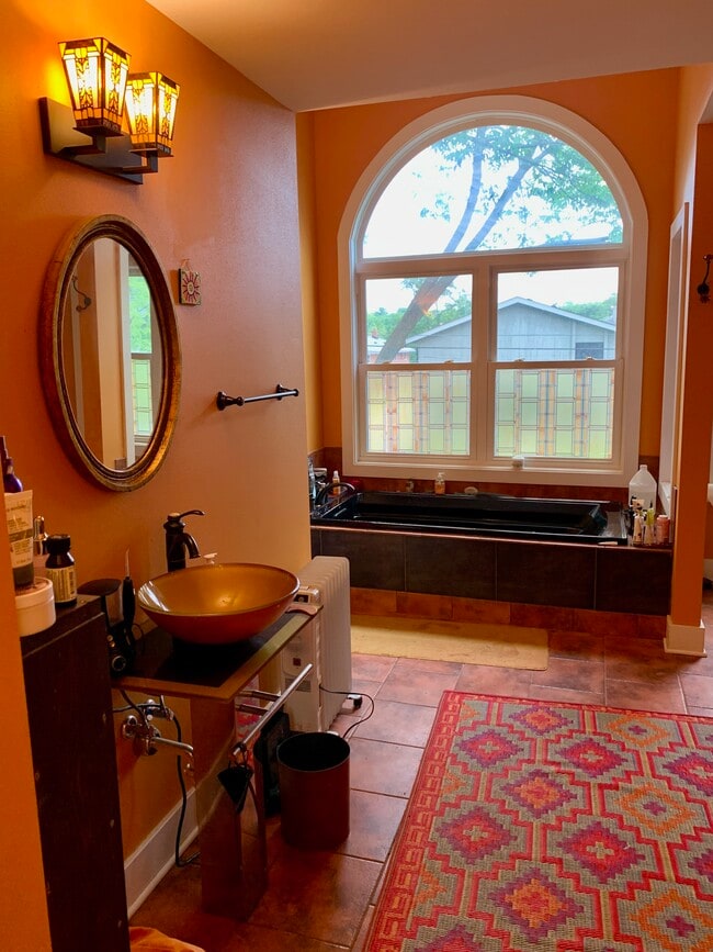 Building Photo - 2919 Harvey St