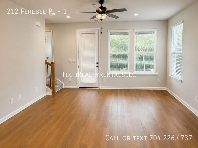 Building Photo - 212 Ferebee Pl