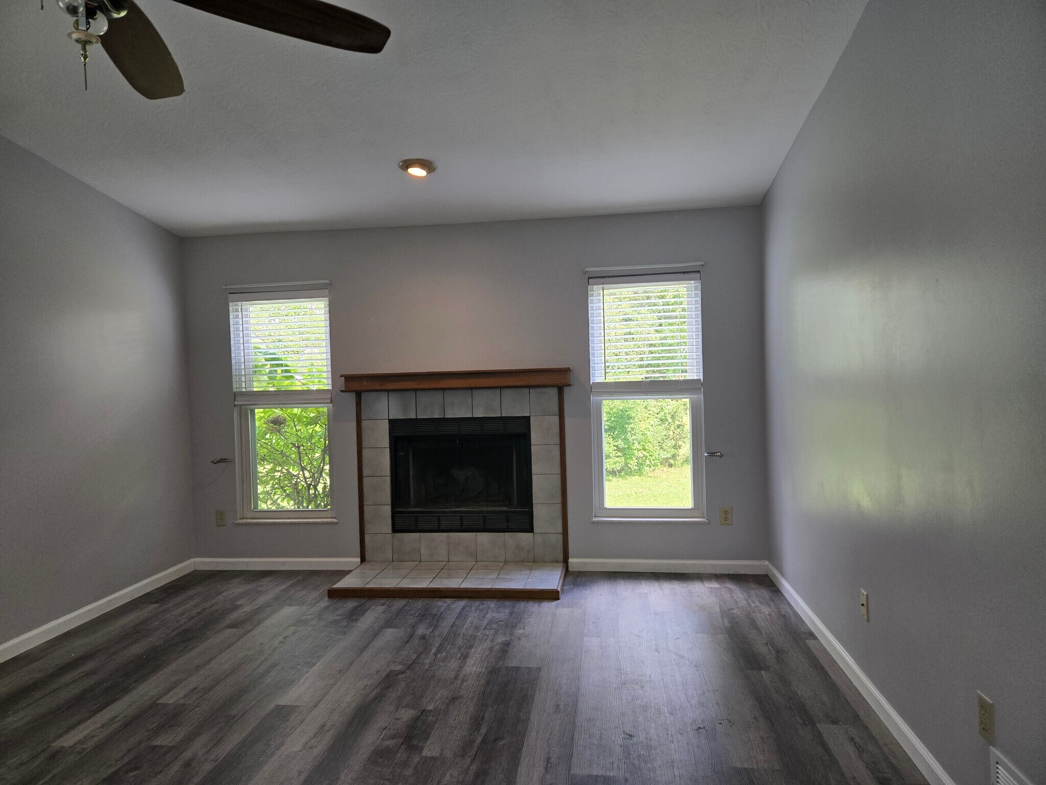 living Room FP - 4932 Drayton Rd