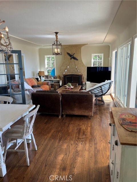 Building Photo - 845 Temple Hills Dr