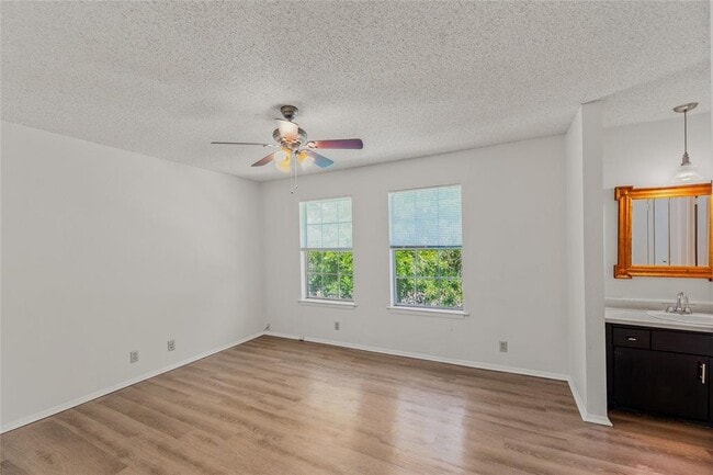 Building Photo - 1859 Coronado Hills Dr