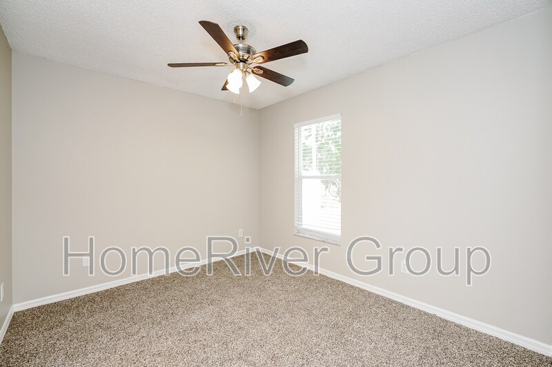 Building Photo - 2941 Umbrella Tree Dr