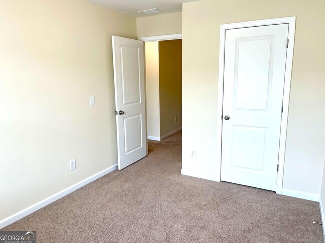 Building Photo - 11971 Fuller St