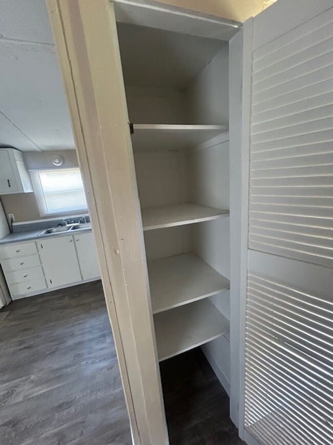 Building Photo - 3-bedroom, 2-bath mobile home