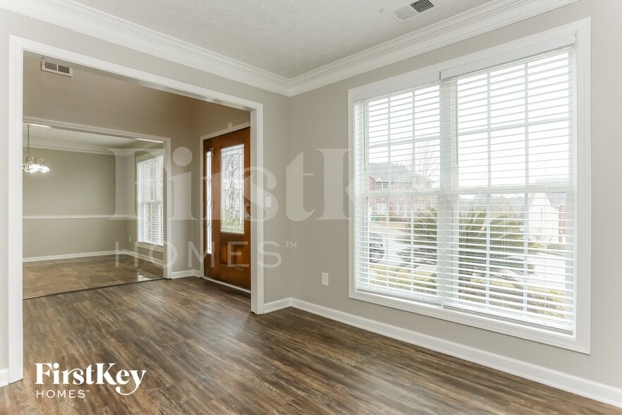 Building Photo - 1294 Oak Knoll Ct