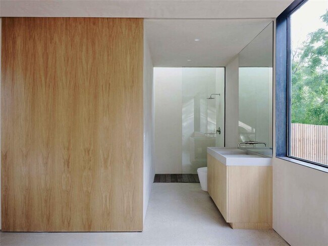Building Photo - 2708 Friar Tuck Ln