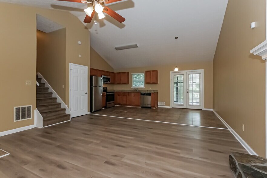 Building Photo - 212 Wildwood Dr