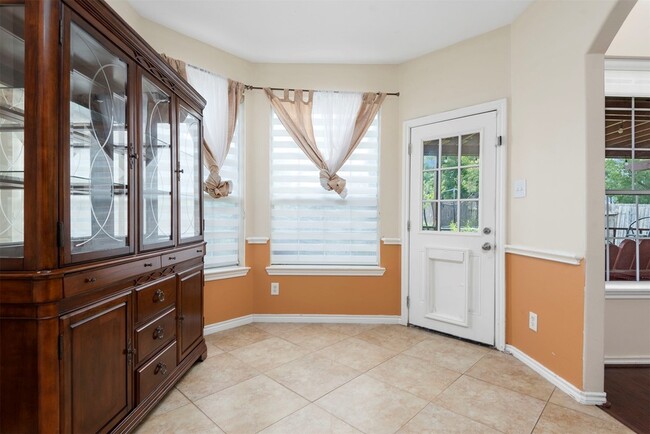 Building Photo - 5719 Indigo Trails Dr