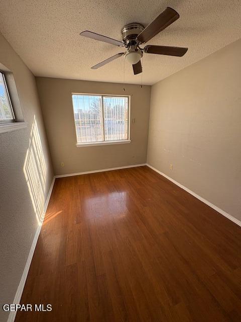 Building Photo - 10533 Tareyton St