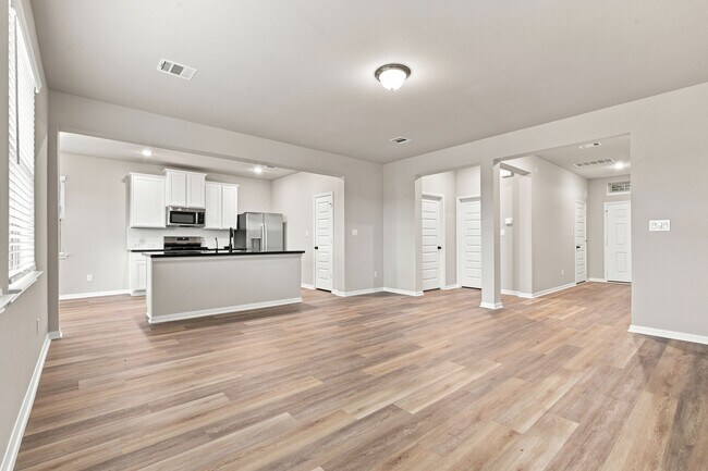Building Photo - 18518 Karlynn St