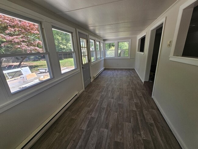 Building Photo - 37 Fairchild Dr