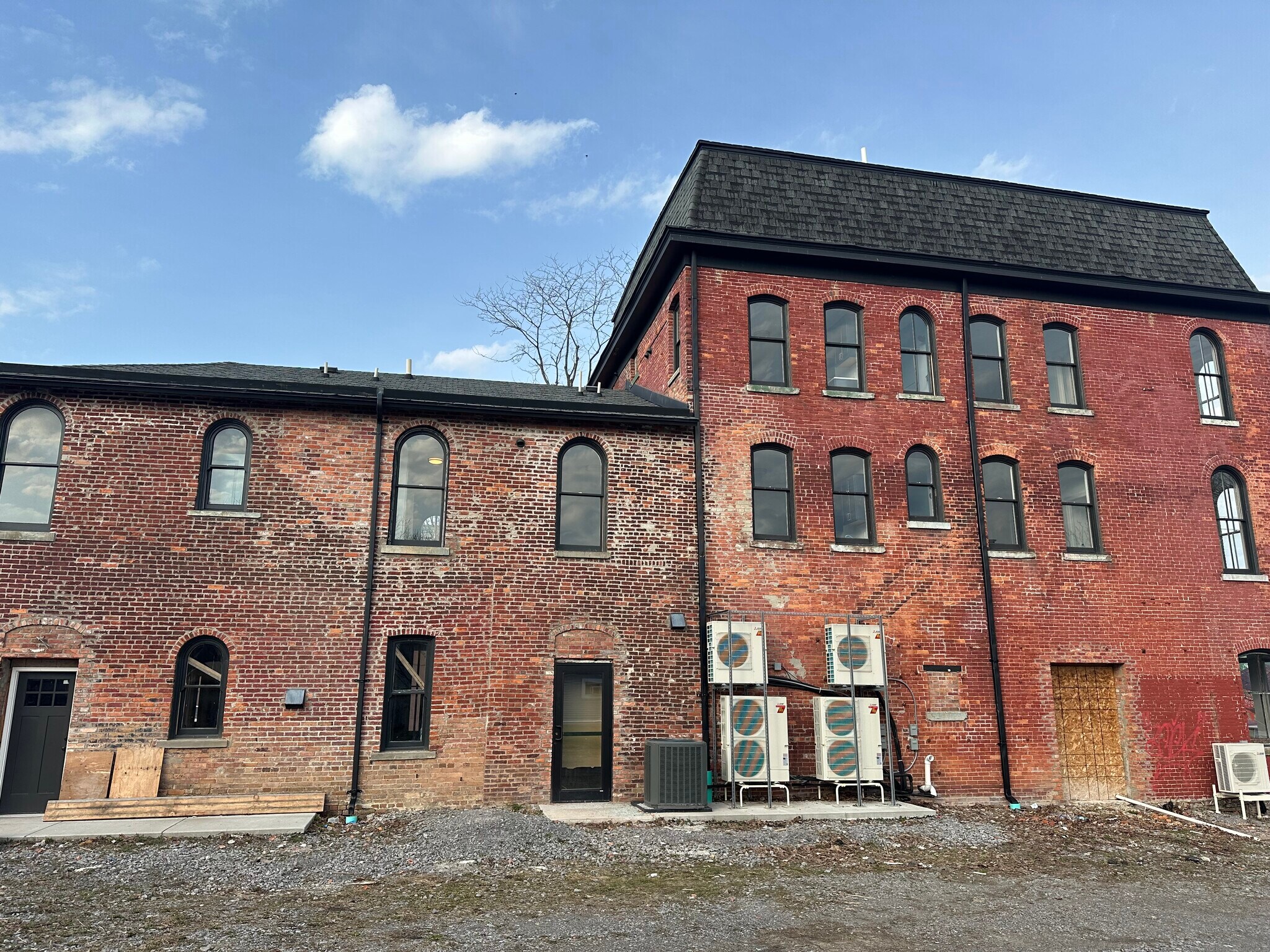 Building Photo - 319 Connecticut St