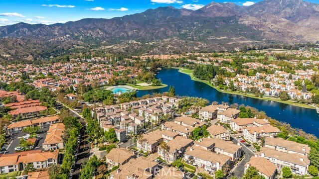 Building Photo - 205 Montana Del Lago Dr