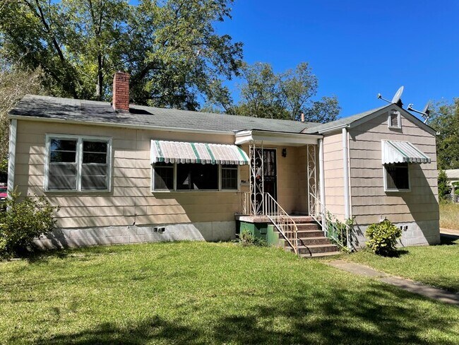 Building Photo - Birmingham