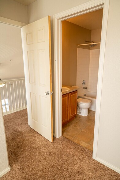 Second Private Bathroom - 479 Black Feather Loop