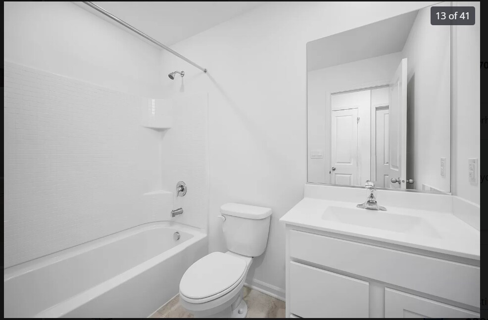 Building Photo - 2024 Yellowstone Blvd