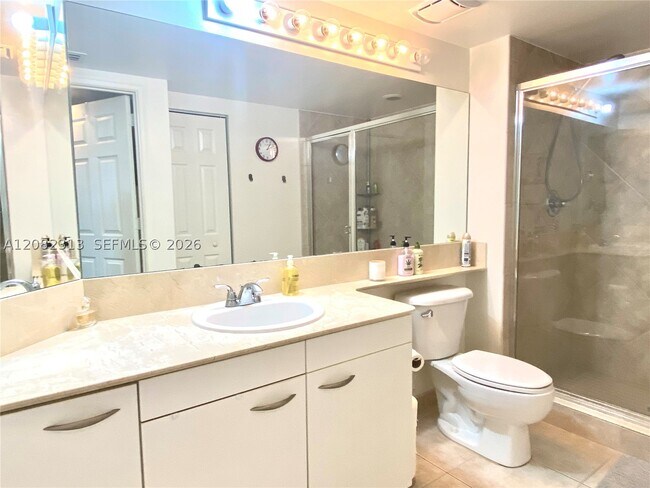Building Photo - 2080 S Ocean Dr