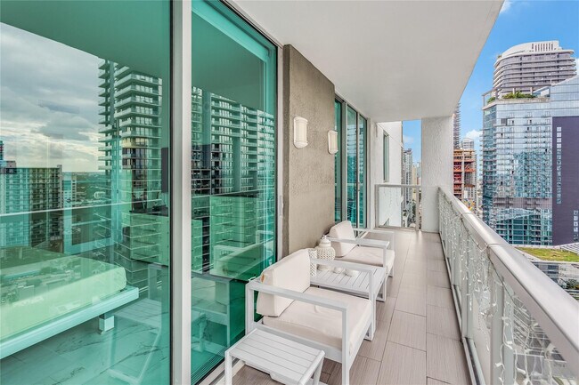 Building Photo - 55 SE 6th St