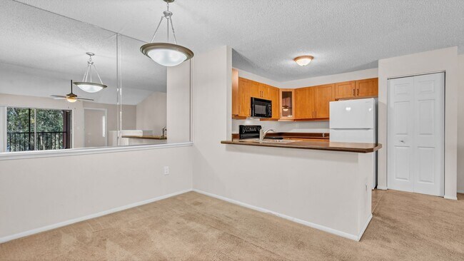 Building Photo - 5668 Baywater Dr
