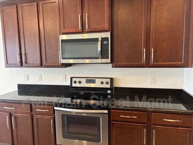 Building Photo - 8130 Red Stopper Ln