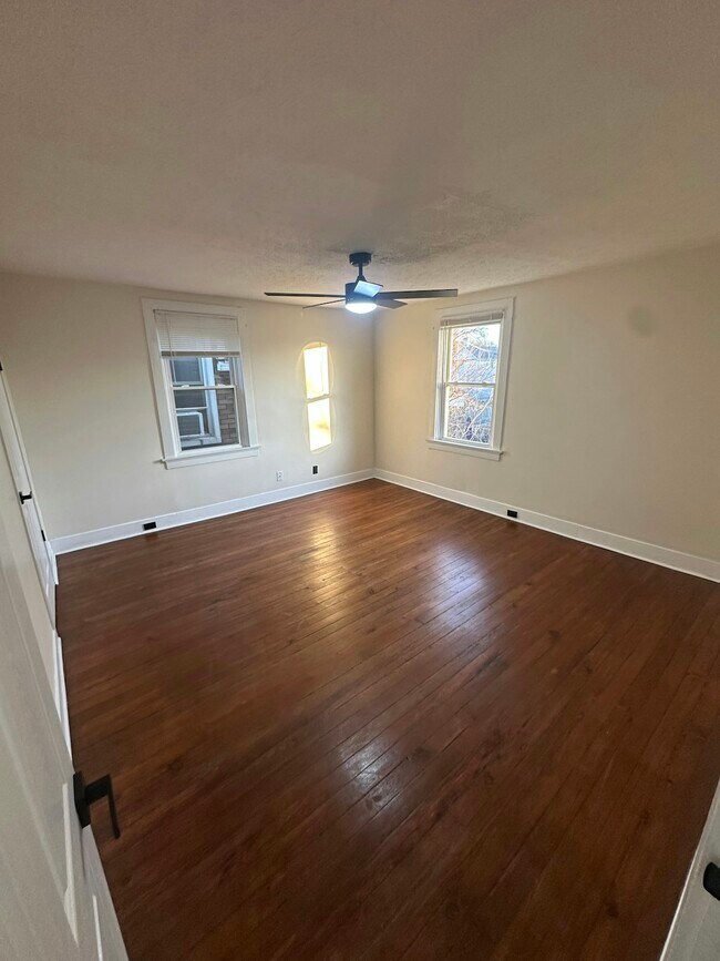 Building Photo - 1753 Courtland Ave