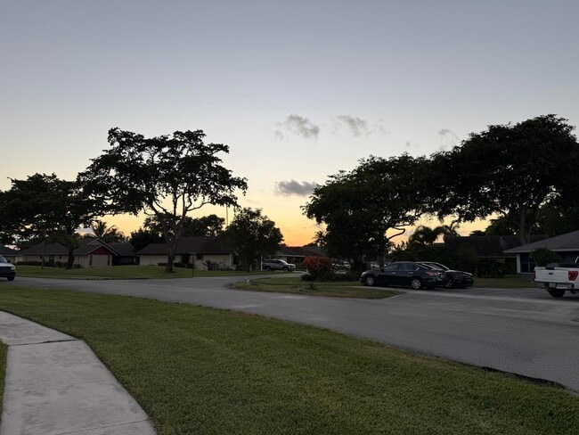 Building Photo - 1389 Pines Ln