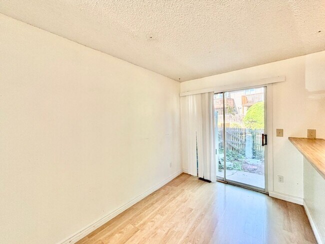 Building Photo - 17315 E Rice Cir
