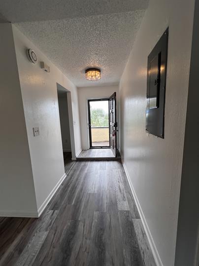 Building Photo - 4803 Triton Ct W
