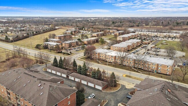 Building Photo - 941 N Swift Rd