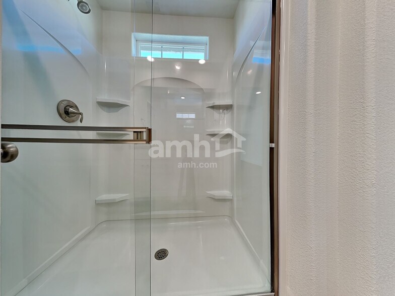 Building Photo - 8163 Inhibition Ct