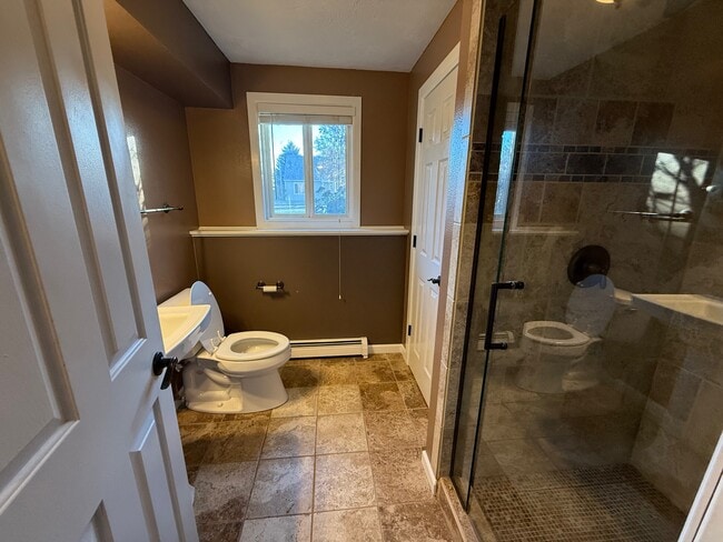 Building Photo - 503 N Yellowstone Ave