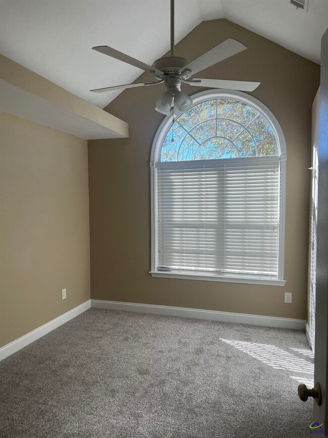 Building Photo - 202 Chasen Ct