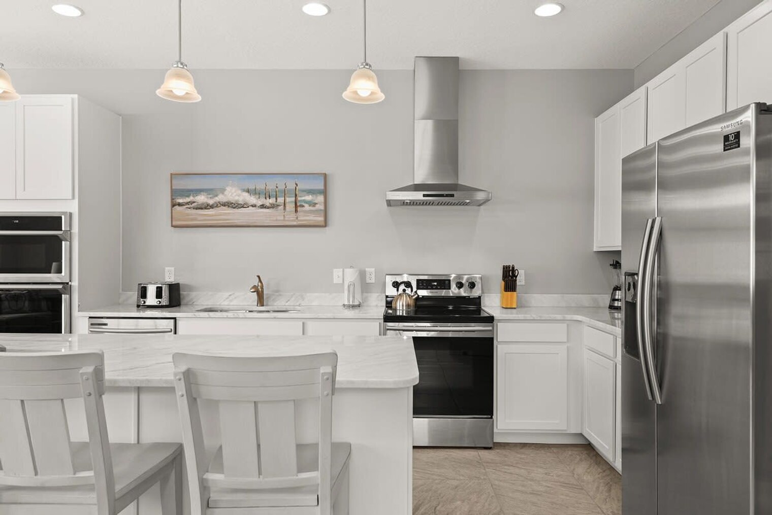 Building Photo - 132 Mediterranean Way