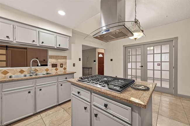 Building Photo - 11331 Oakcenter Dr