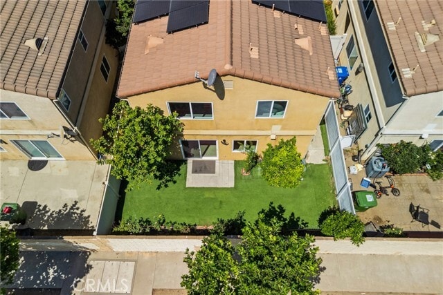 Building Photo - 9427 Lemona Ave