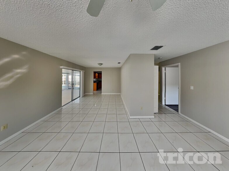 Building Photo - 1924 Derbywood Dr