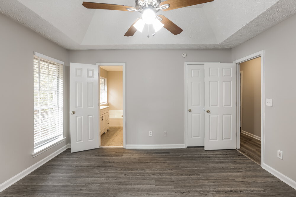 Building Photo - 5543 Dorsett Shoals Rd