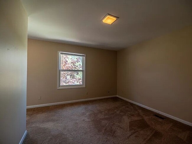 Building Photo - 603 Woodingham Dr