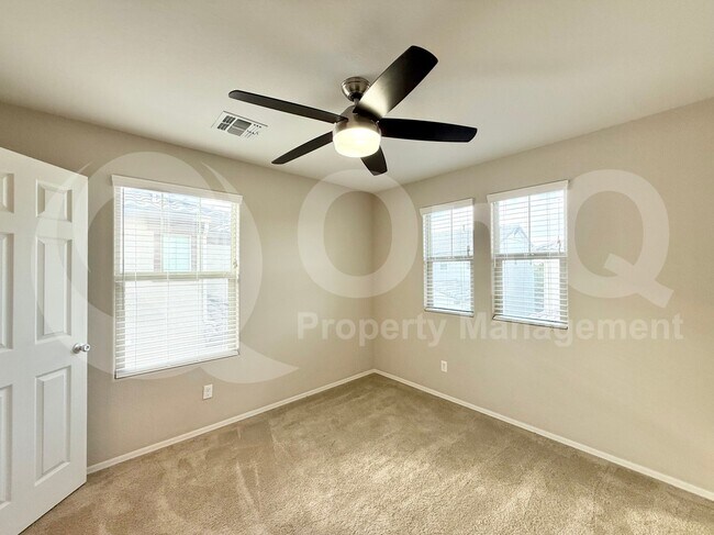 Building Photo - 270 N Scott Dr