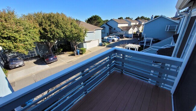 Building Photo - 318 Barbara Ln