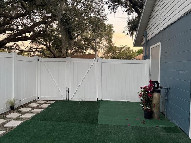 Building Photo - 8666 Wichita Pl