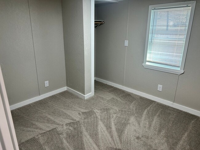 Building Photo - 3706 Griffin St