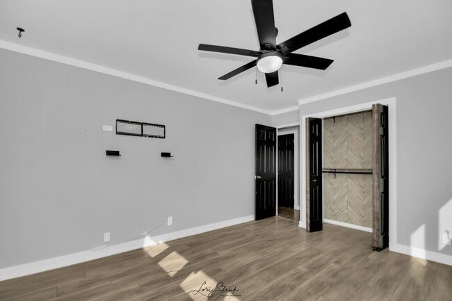 Building Photo - 217 Sherman Ave